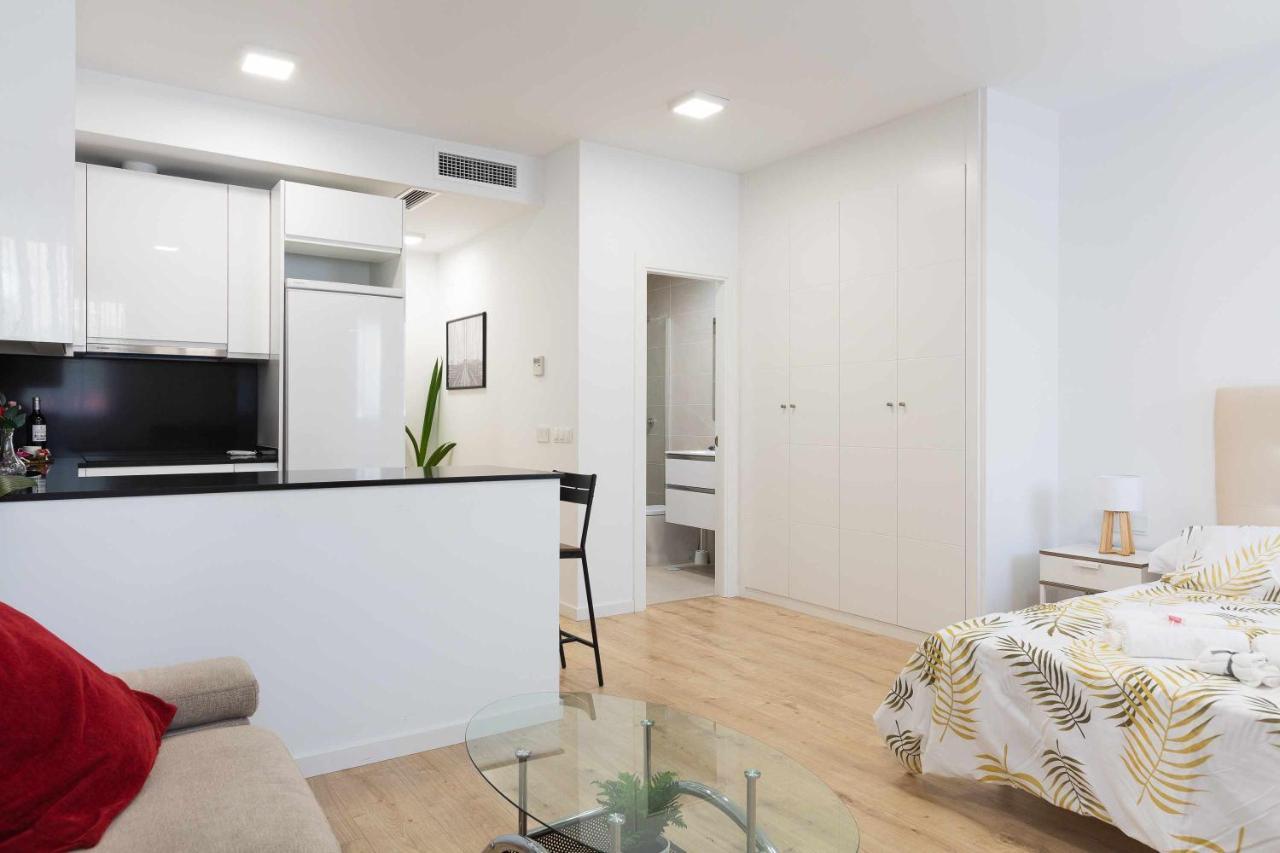 Cosmopolitan Loft & Malaga Beach Zewnętrze zdjęcie